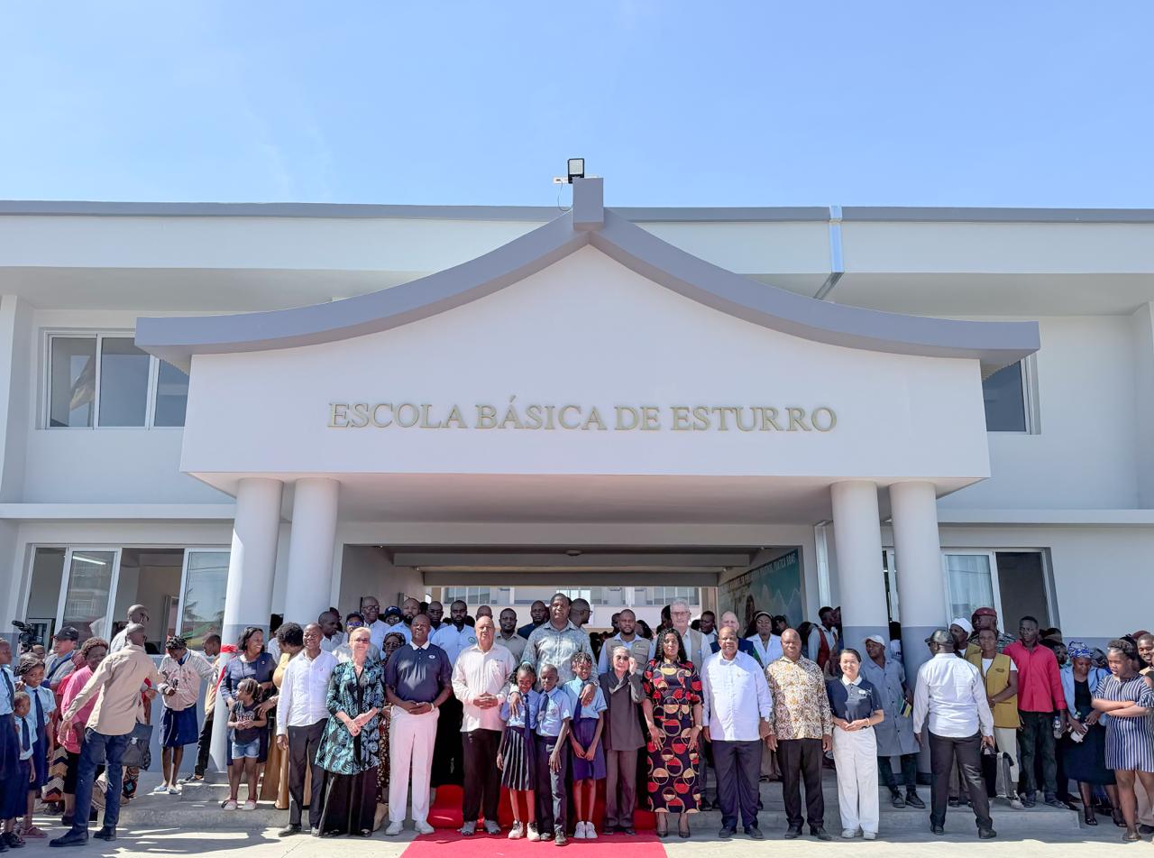 Presidente defende educação como base para a independência económica de Moçambique